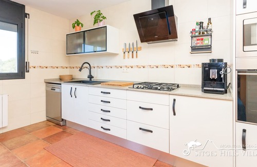 Olivella Villa | Villa Serra - Wonderful 9m x 4m Private Pool, Sunny Terrace Garden