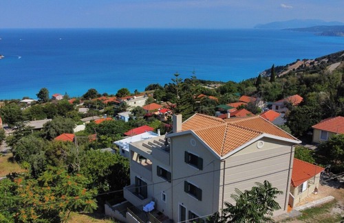 Argostoli Apartment | Villa "Sofia" with an amazing view at Angonas.