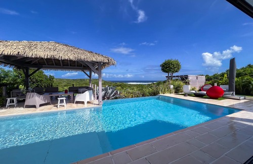 Baie-Mahault Villa | Villa Solumi