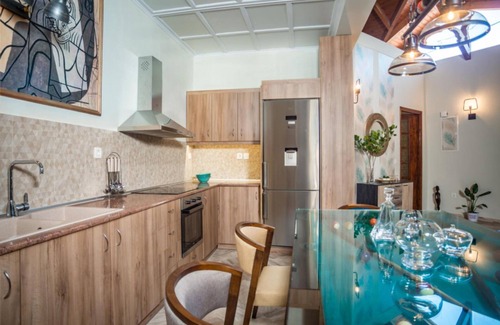 Kalamaki Villa | Villa Sophie - Sunny Retreat - Villa Sophie - Sunny Retreat