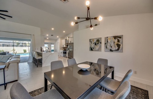 Pelican Villa | Villa Sparkle Blue - renovated with large pool and spa