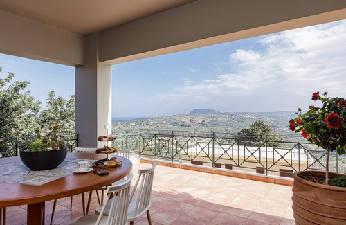 Paidochori Villa | Villa Stariδe, sea view, private heated pool, playground, ping pong