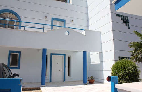 Marathon Villa | Villa Stella, swimming pool, by the beach, close to Athensn
