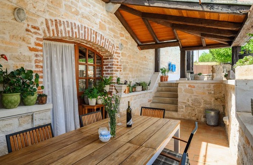 Baderna Cottage | Villa Suna with private pool in Istrien