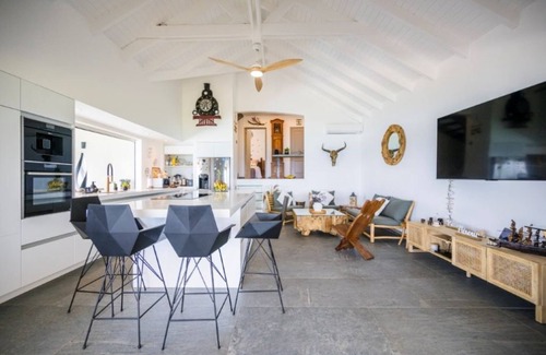 Grand Case Villa | Villa Sunset - Panoramic View - Direct access to the Beaches