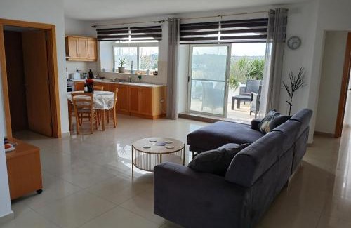Qawra Villa | 'Villa Sylvia', 2 bedrooms with a Spectacular Seaview