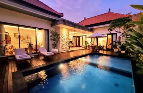Padangsambian Klod Villa | Villa Taj - Luxury 3-bedroom Pool Villa Near Seminyak