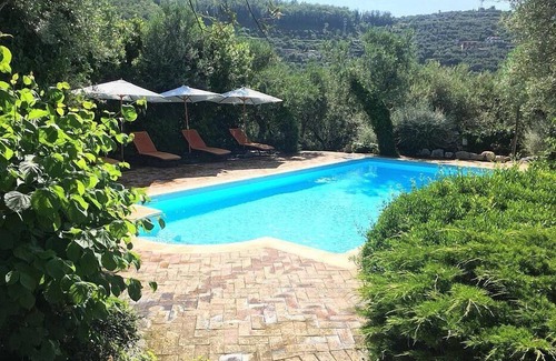 Vico Equense Villa | Villa Tarcisia: A charming three-story historical villa created inside an ancient watch tower, with Free WI-FI.