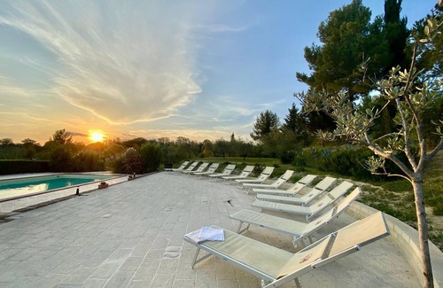 Ponzano di Fermo Villa | Villa 'Tenuta Pomegranade' with Private Pool, Wi-Fi and Air Conditioning