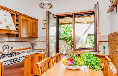 Colli di Fontanelle Villa | Villa Tina with Private Pool, Sea View, Terraces and Parking