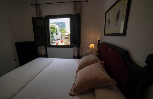 Bubion Hotel | Villa Turistica de Bubion