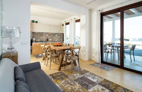 Reitani Villa | Villa Ulivo for 8 People in Sicily, Pool, Sea View, Garden, Wifi and A/C