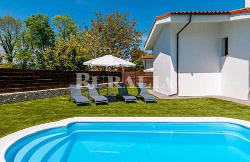 La Portilla Ski Chalet | Villa Valdés-Un lugar idílico,cerca de la costa