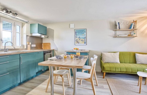 Le Home House | Villa VertMer: Peaceful getaway between serenity and beach