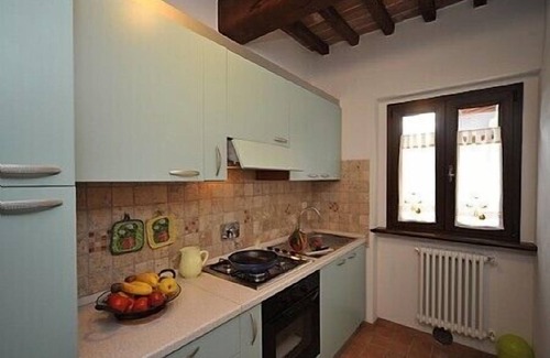 Citerna House | Villa Vezzosa D: A cozy and welcoming apartment that is part of an ancient country house, with Free WI-FI.