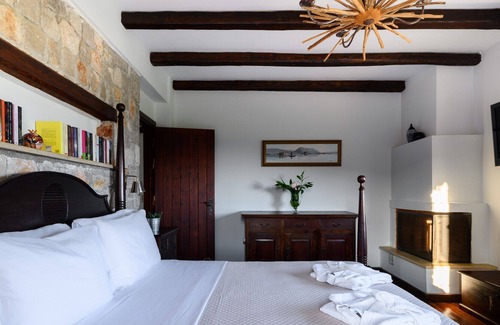 Pylos-Nestoras Villa | Villa Vicanti - Exquisite Luxury Villa With Unique Seaview in Pylos, Mesochori