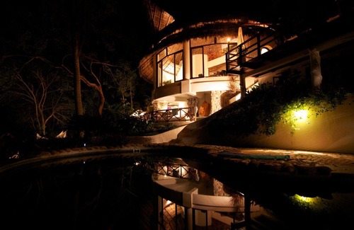 San Francisco Villa | Villa Violeta Luxurious Secluded Beachfront Hideaway. Weekly & Monthly discounts