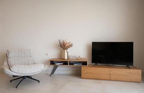 Petaleia Villa | Villa Waterlily by PosarelliVillas