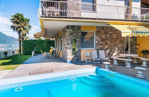 Tronzano Lago Maggiore Villa | Villa with private pool and dream view in Tronzano