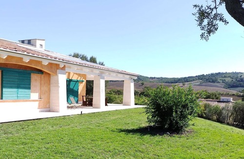 Saturnia Villa | Villa with garden 10 minutes walk from spa and golf course.