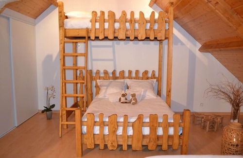 Chantrigne Villa | Villa with large private indoor pool, private sauna and hammam as well