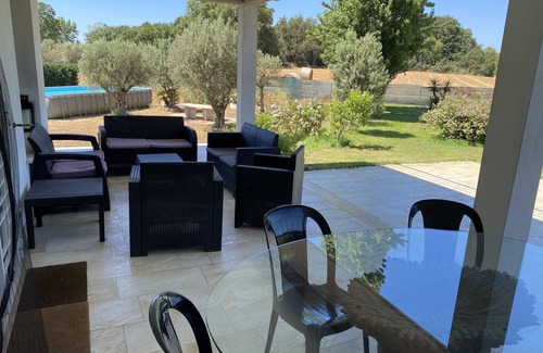 Anzio Villa | Villa with outdoor pool in private park near the sea