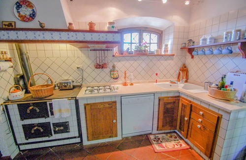 Lugnano in Teverina House | Villa with private pool 80 kms northern of Rome and 30 from Orvieto. 5 bedrooms