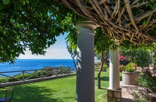 Marina Piccola Villa | Villa with pool in Capri Town