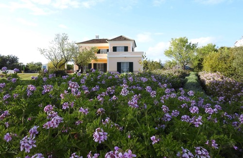 Olhao Villa | Villa with pool in the Algarve with Mediterranean permaculture garden and BBQ.