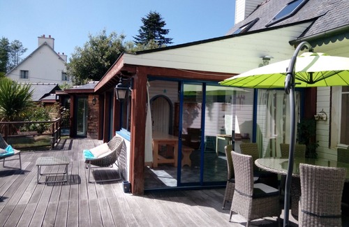 Lannion Villa | Villa With Pool Indoor heated to 28 °, Jaccuzzi, Sauna