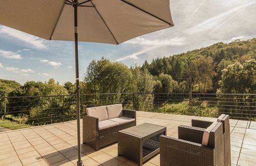 Serilhac Villa | Villa with Pool & Views in Sérilhac