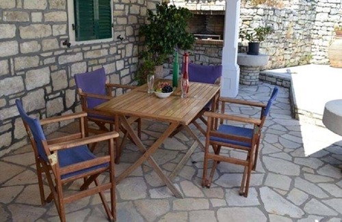 Rantatika Villa | Villa with private pool in peaceful location-Villa Delfini