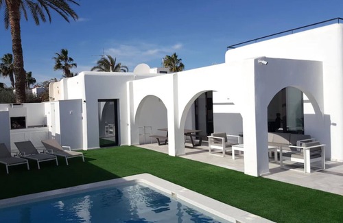 Puerto Rey Villa | Villa with private pool, WiFi & parking in Puerto Rey only 100m to the beach.