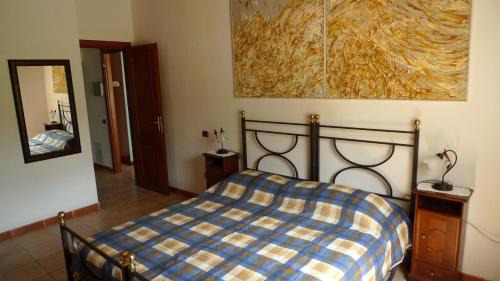 Radicondoli Villa | Villa with private swimming pool and private garden in quiet area, panoramic views