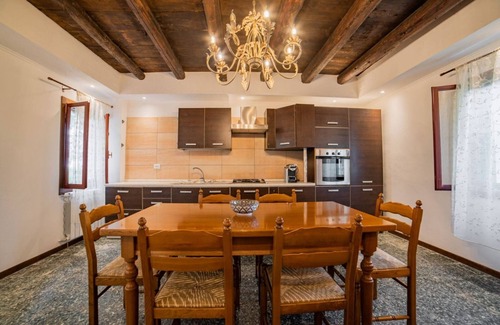 Taglio di Po House | Villa with shared pool between Ferrara and Venezia