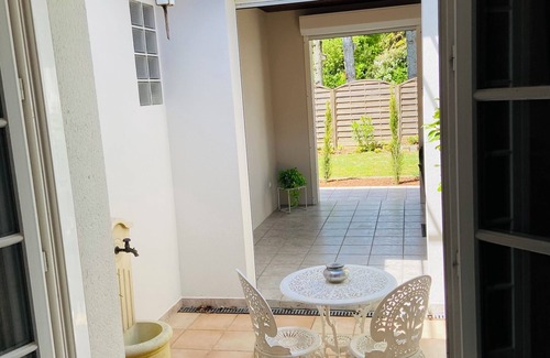 Breuillet Villa | Villa with swimming pool