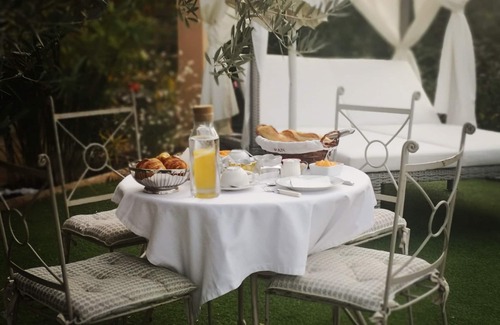Gareoult Villa | Villa with swimming pool and SPA in Provence just 35 minutes from the beaches