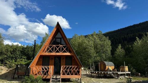 Bagvdanari Ski Chalet | Villa Wood in Mestia N 2