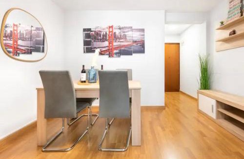 Gijon-Este Apartment | VillaCoto - Piso acogedor y amplio con Wifi a un paseo de la playa