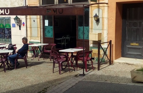 Saint-Saturnin-les-Apt House | Village house in the historic center of Saint Saturnin les Apt