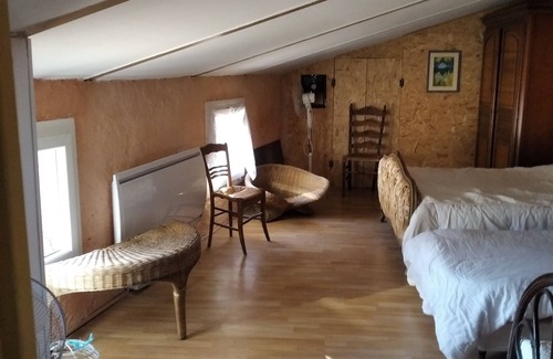 Rivesaltes House | Village house on 3 floors, bright and in the heart of the historic center