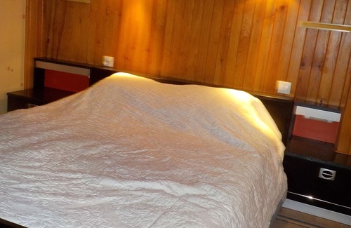 Chahaignes Bed & Breakfast | Village Pittoresque Niché Dans la Vallée du Loir!