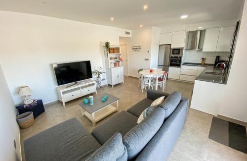 Los Imbernones Apartment | Villamar 19 - Planta baja con 2 terrazas cerca de las salinas