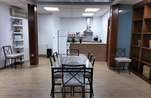 Central District Apartment | Villamena Square (9p)