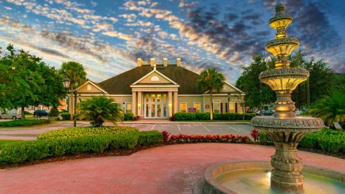 Kissimmee Villa | Villas at Seven Dwarfs - Close to Disney