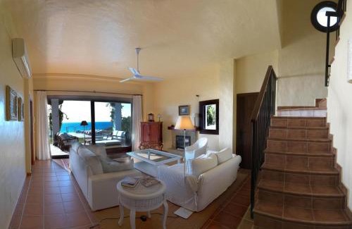 Atlanterra Apartment | Villas Playa