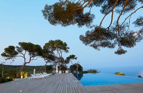 Vilanova I la Geltru Villa | Villas Sitges Casa del Mar. Front line/Spectacular sea views by Weekly Villas