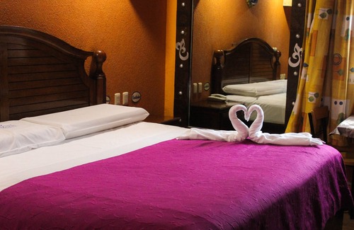 Villa Coapa Hotel | Villas y Suites Real Azteca.