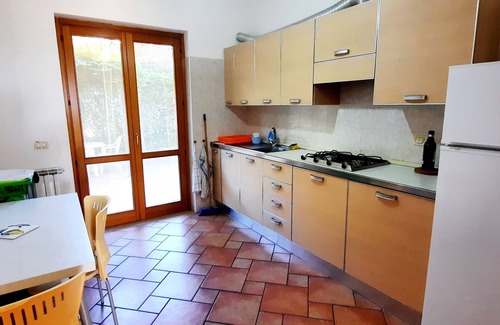 Mazzeo Apartment | Villetta 2 to 6 people, in Taormina, 50 m from the beach. garden and private parking.