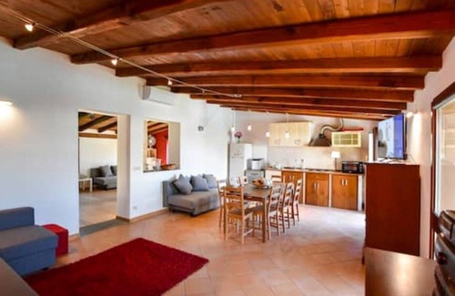Albano Laziale Villa | Villetta di Lago Albano - Swimming pool, Jacuzzi and Sauna!